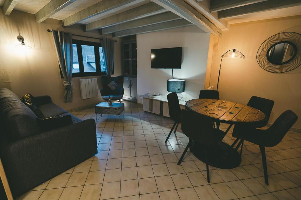 APPART Centre HISTORIQUE CHEZ RENÉ wifi Troyes Esterno foto